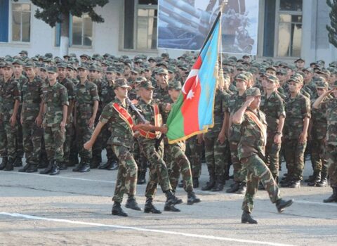 Əsgərliyə getməyə hazırlaşanların NƏZƏRİNƏ: Maaşınızı bu cür alacaqsınız