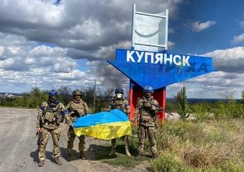 Kupyanskda ukraynalılar bir-birini güllələdi