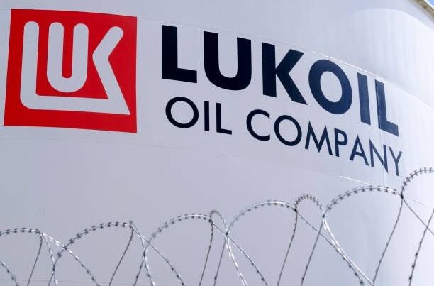 Ələkbərovdan “Lukoy”la bağlı yeni addım – İraqın baş naziri ilə görüşdü Ələkbərovdan “Lukoy”la bağlı yeni addım – İraqın baş naziri ilə görüşdü