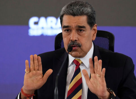 Maduro nə zaman istefa verəcəyini açıqladı