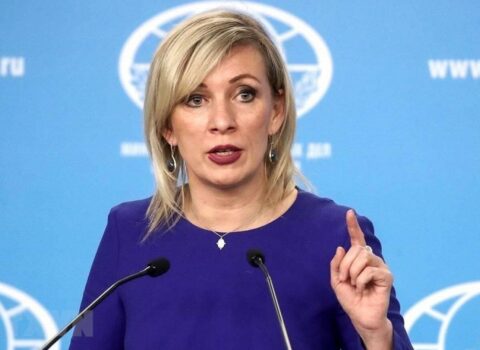 Zaxarovadan uşaqlığı ilə bağlı etiraf