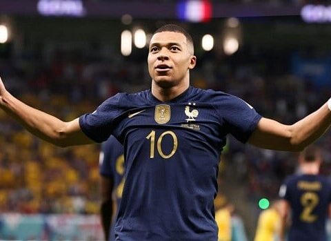 Peledən sonra bunu Mbappe bacardı