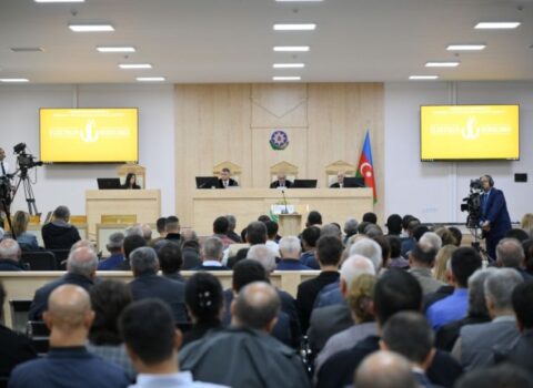 Ermənistan vətəndaşlarının məhkəməsində prokurorların çıxışı başladı