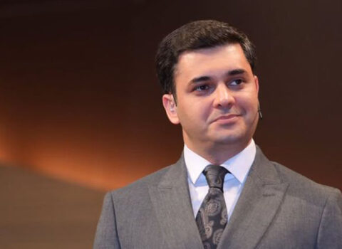 Zəfər paradının aparıcısı o olacaq