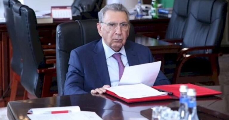 Ramiz Mehdiyevin hakimiyyətdəki kadrlarının planı – Onlar “havadan qoxu alıblar” Ramiz Mehdiyevin hakimiyyətdəki kadrlarının planı – Onlar “havadan qoxu alıblar”