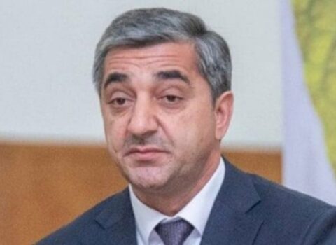 Naxçıvanda qalmaqal – İşçiləri naziri döyüblər?