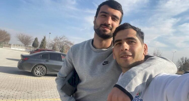 Kirayədə yaşayırmış, borcları varmış – Məşhur futbolçunun dayısı oğlunun ölümünün TƏFƏRRÜATI Kirayədə yaşayırmış, borcları varmış – Məşhur futbolçunun dayısı oğlunun ölümünün TƏFƏRRÜATI