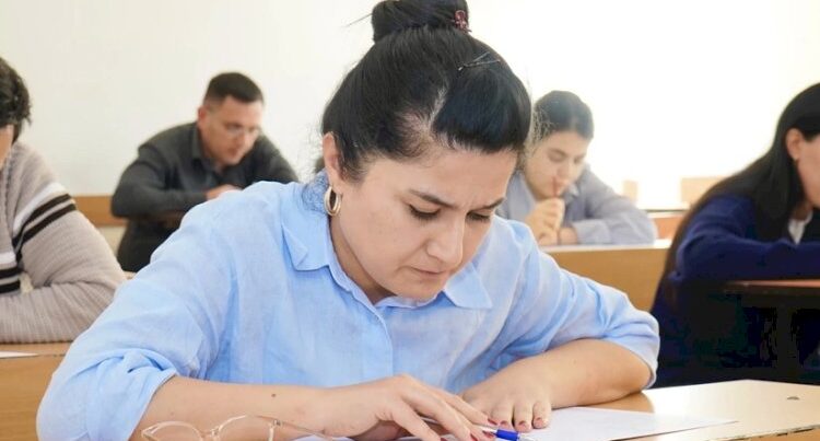 Bakı və Naxçıvanda fəlsəfə doktoru imtahanı keçirildi Bakı və Naxçıvanda fəlsəfə doktoru imtahanı keçirildi