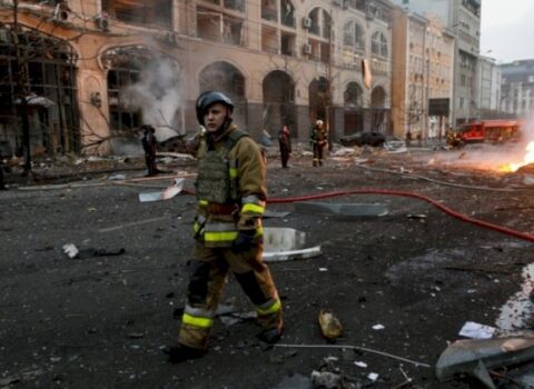 Rusiya 7 saat ərzində Kiyevi dayanmadan vurdu