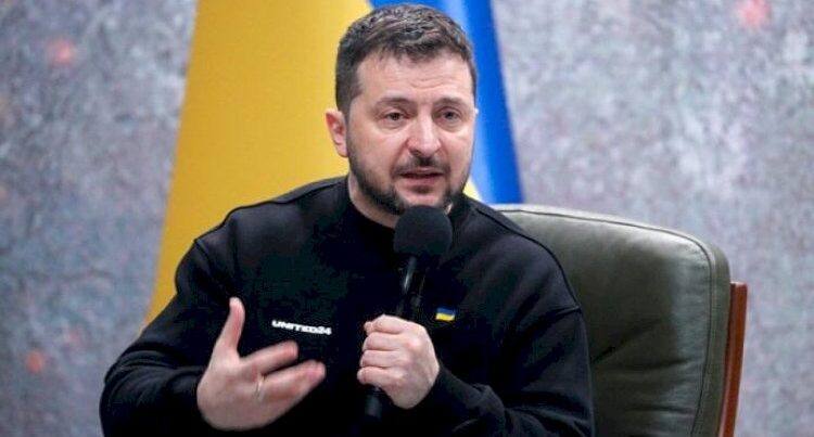 Zelenski bu ölkəyə təcili səfər edəcək Zelenski bu ölkəyə təcili səfər edəcək