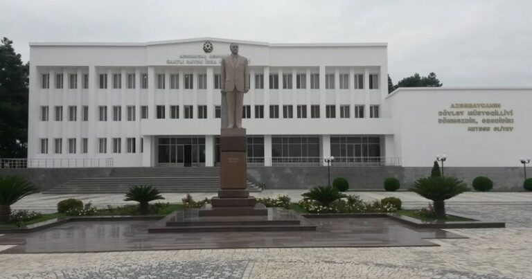 Evində qaz kəsildi, içkili halda icra başçısına şikayətə getdi – Həbs olundu Evində qaz kəsildi, içkili halda icra başçısına şikayətə getdi – Həbs olundu