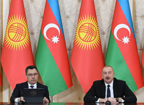 Sadır Japarov Prezidenti təbrik etdi