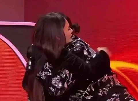 Samirənin qucaqladığı erməni “dqr” ordusunda xidmət edib