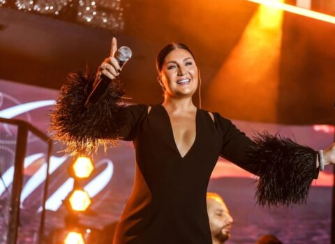 Qəza günü konsert verən Sibelcan tənqid olundu – “Nəyə gülürsən?…”