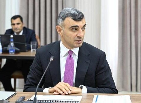 Baş bankir özünə müşavir təyin etdi