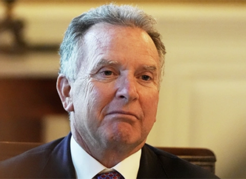 Uitkoff təhlükəsiz rabitə xəttindən imtina etdi