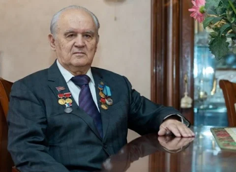 “İsgəndər”in yaradıcısı öldü