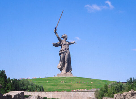 Şəhərin adını Stalinqrad edəcəklər