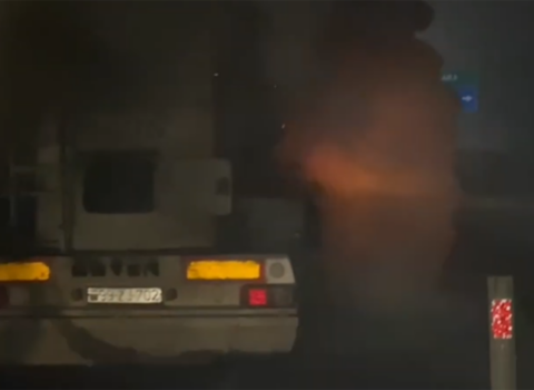 Ələt-Astara yolunda yük avtomobili yandı – VİDEO