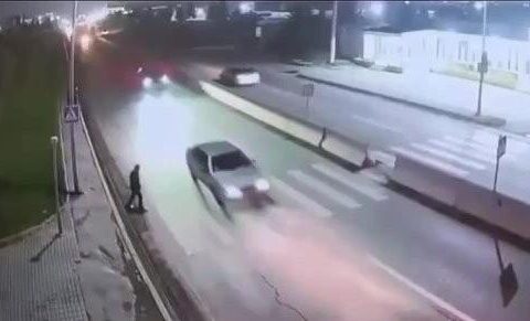 Bakıda maşın piyada zolağında kişini vurdu – ANBAAN VİDEO