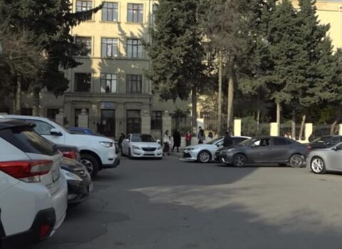 Müəllimlər “AzParking”dən narazıdır – Dərsdə oturduğumuz yerdə cərimələr gəlir