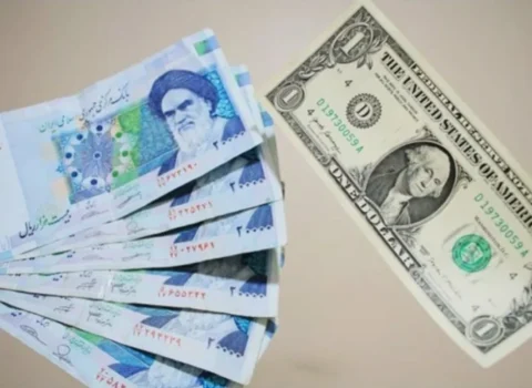 İranda dolların məzənnəsi rekord həddə çatdı