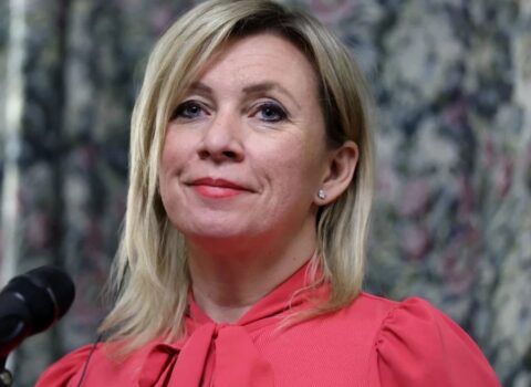 Zaxarova Zelenskini canavar adlandırdı