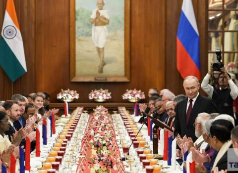 Putinə Hindistanda yeməyə nə verdilər? – Video