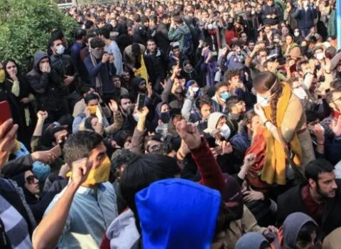 Dərman və benzinin astronomik artımı – milli qəzəb yaxınlaşır