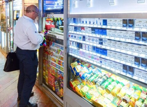 Bakıda 21 yaşlı kişi sevgilisinin işlədiyi marketi qarət etdi