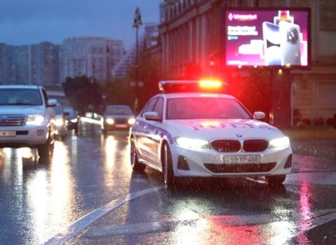 Polis yağışlı hava ilə əlaqədar gücləndirilmiş iş rejiminə keçib
