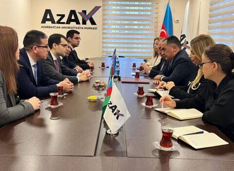 Su və Meliorasiya Elmi Tədqiqat İnstitutuna yeni akkreditasiya attestatı təqdim edilib