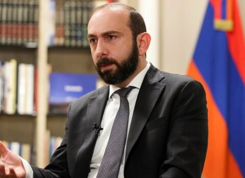 Mirzoyan azərbaycanlılara çağırış etdi