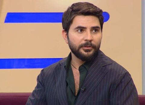 Aparıcıların bu sözü Elçini əsəbiləşdirir