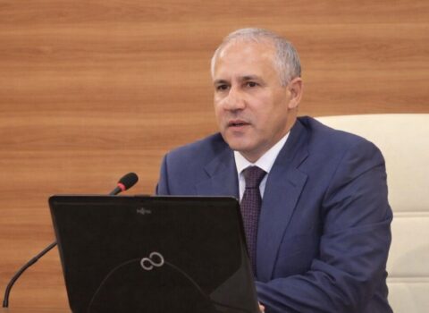 Sabiq nazirlə bağlı ilginc müəmma – Dövlətə milyonlarla borcu var, amma…