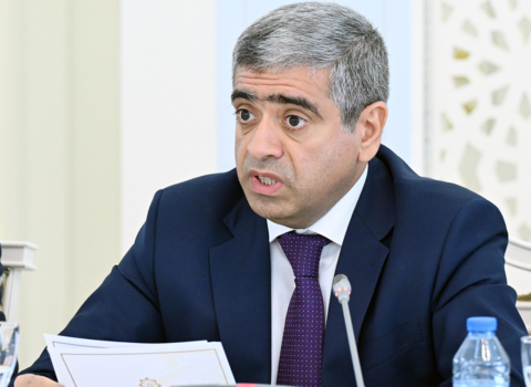 Növbədə olanlar evlə təmin ediləcəklər – Nazir danışdı