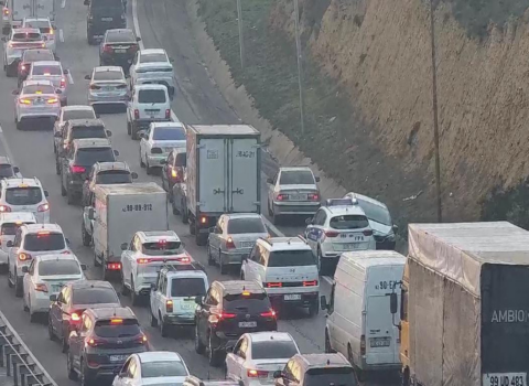 Kənar dairəvi yolda qəza baş verdi, sıxlıq var – FOTO