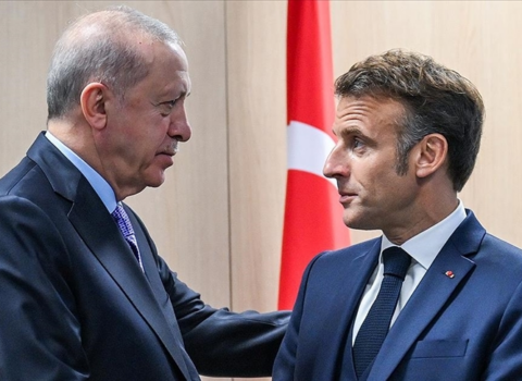 Ərdoğan Makronla Qafqazı müzakirə etdi