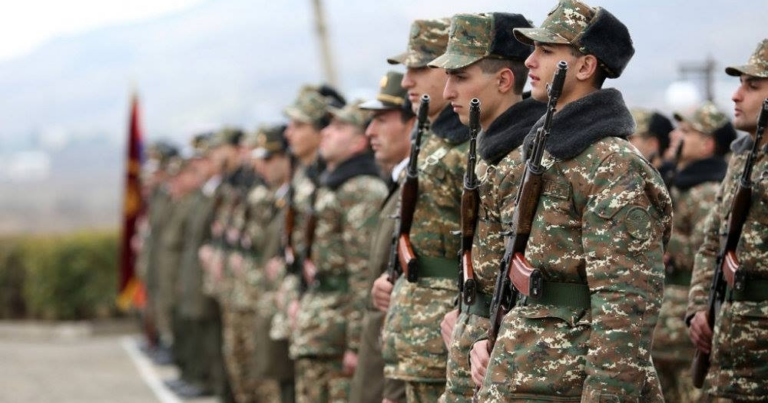 Ermənistanda hərbi xidmət müddəti azaldılır? – Müzakirə Ermənistanda hərbi xidmət müddəti azaldılır? – Müzakirə