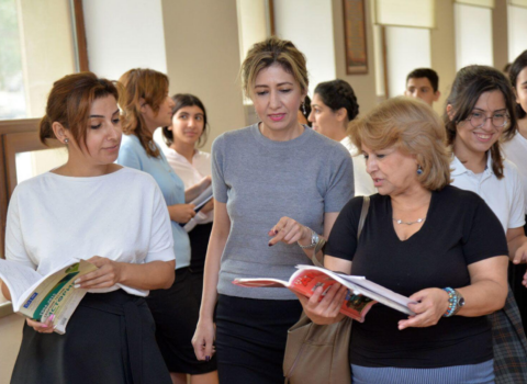 Müəllimlərə şad xəbər! – Yeni kartlar paylanacaq