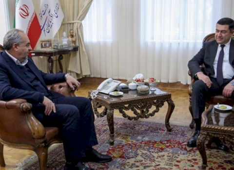 Təbriz konsulumuz valinin qəbuluna getdi