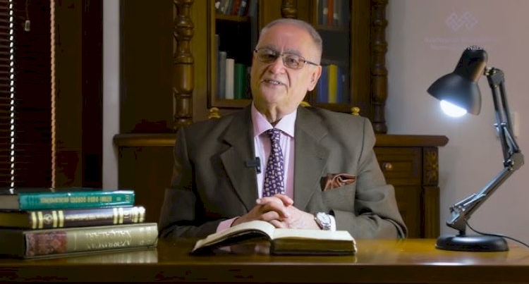 Prezident professora vəzifə verdi Prezident professora vəzifə verdi