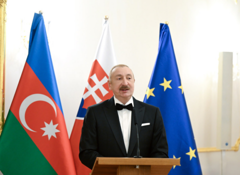 İlham Əliyevin şərəfinə rəsmi ziyafət verildi