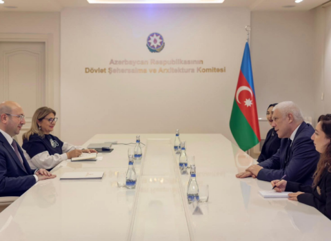 Anar Quliyev Serbiyanın sabiq Prezidenti Boris Tadiçlə WUF13 hazırlıqlarını müzakirə edib