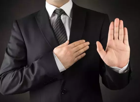 Yaş həddi endirildi – 14 yaşda olan şəxslər də and içəcək