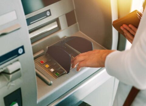 Deputatlardan təklif: “Bütün yaşlılara 13-cü pensiya verilsin!”