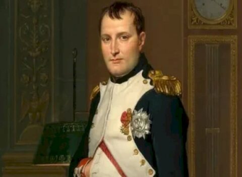 Belçikada muzeydən Napoleona məxsus üzük oğurlandı