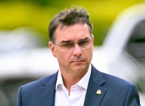 Atasının yolunu davam etdirmək, prezident olmaq istəyir