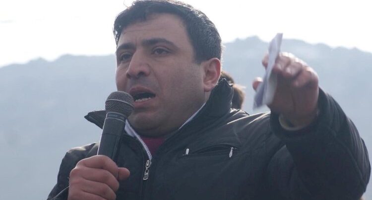 “Ramiz Mehdiyev kimdir ki, VHP-nin siyahısını dəyişdirsin?” – Samir Əsədli “Ramiz Mehdiyev kimdir ki, VHP-nin siyahısını dəyişdirsin?” – Samir Əsədli