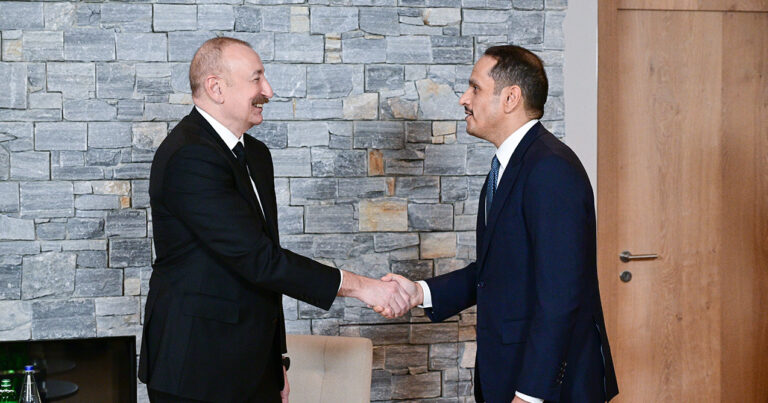 Prezident Qətərin Baş naziri və xarici işlər naziri ilə görüşdü – Fotolar Prezident Qətərin Baş naziri və xarici işlər naziri ilə görüşdü – Fotolar